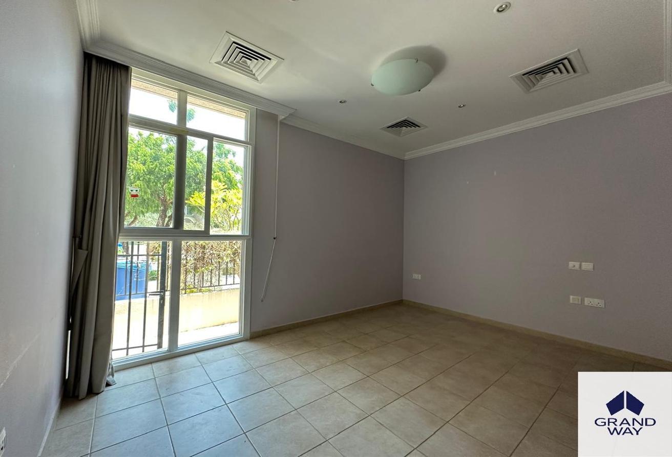 Single Row l Stand Alone villa | Private Garden photo 10
