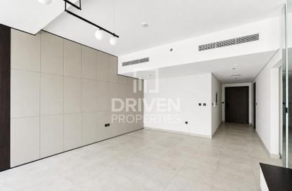 Apartment - 1 Bedroom - 2 Bathrooms for rent in Deansgate By Ade - Majan - Dubai