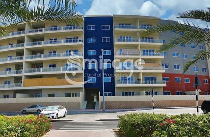 Apartment - 2 Bedrooms - 3 Bathrooms for sale in Tower 13 - Al Reef Downtown - Al Reef - Abu Dhabi