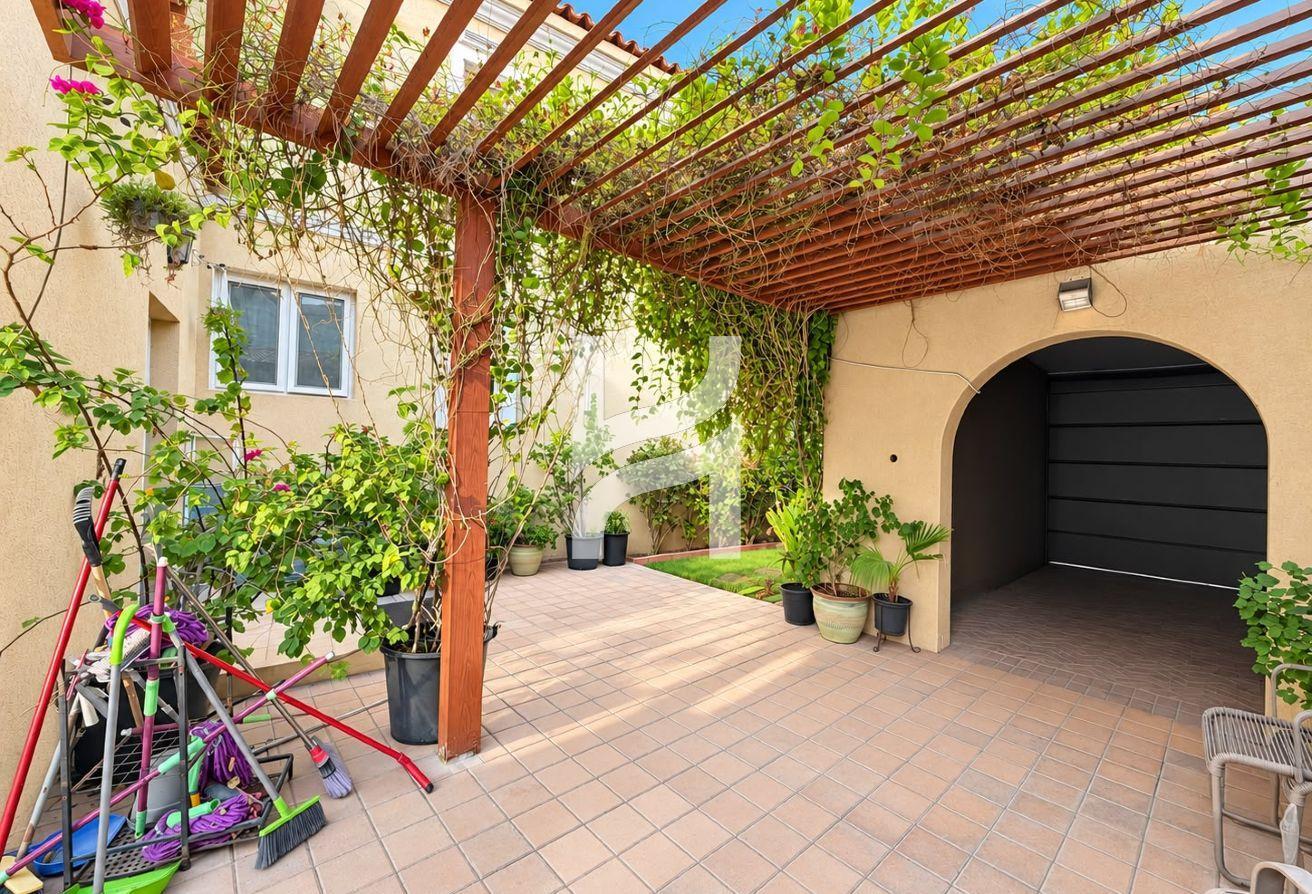 Big Plot | On The Main Park | 5 Bed Ensuite Rooms photo 5