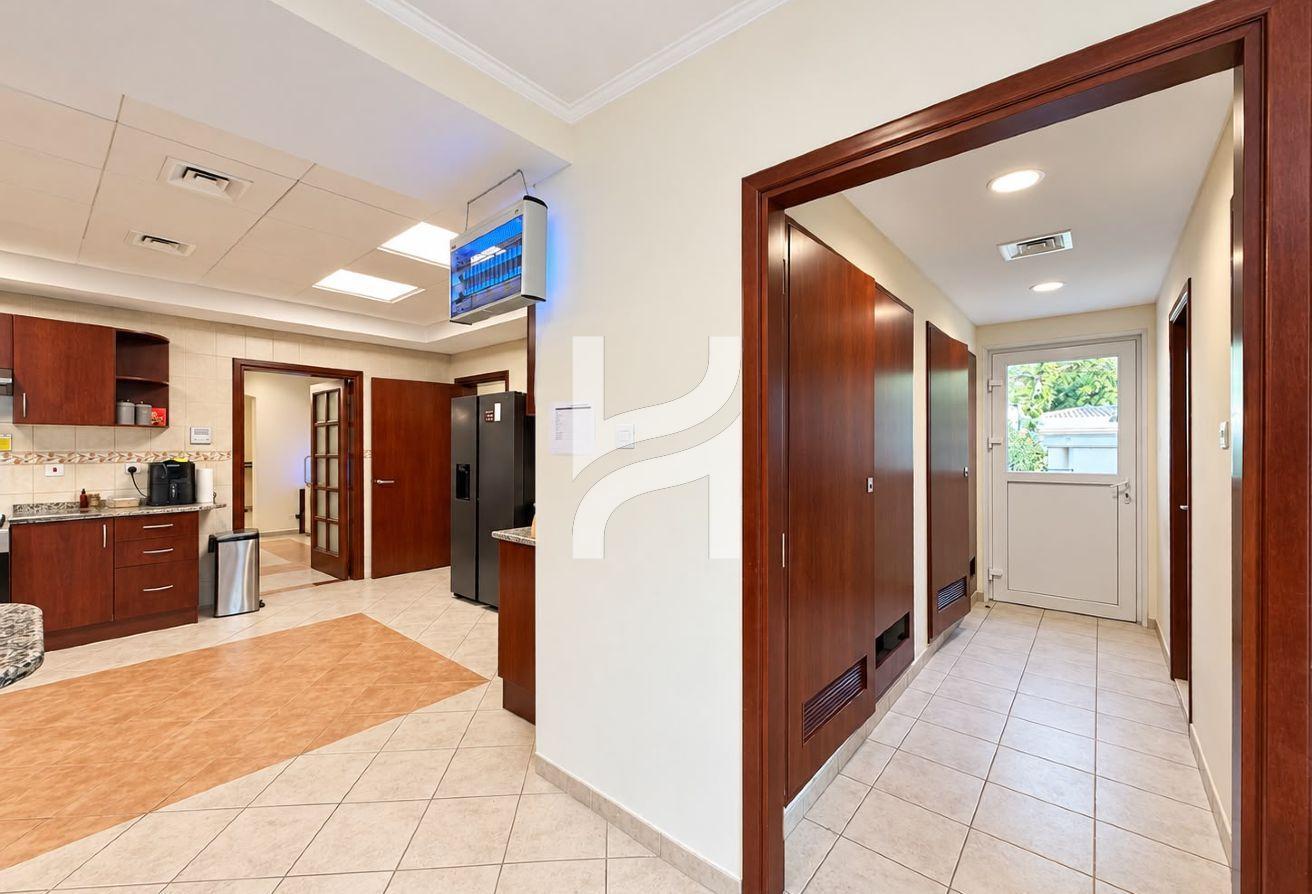 Big Plot | On The Main Park | 5 Bed Ensuite Rooms photo 24