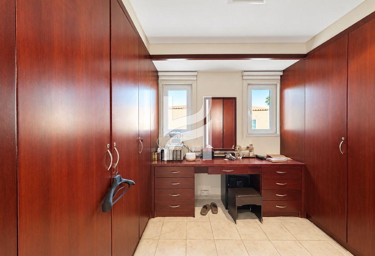 Big Plot | On The Main Park | 5 Bed Ensuite Rooms photo 18