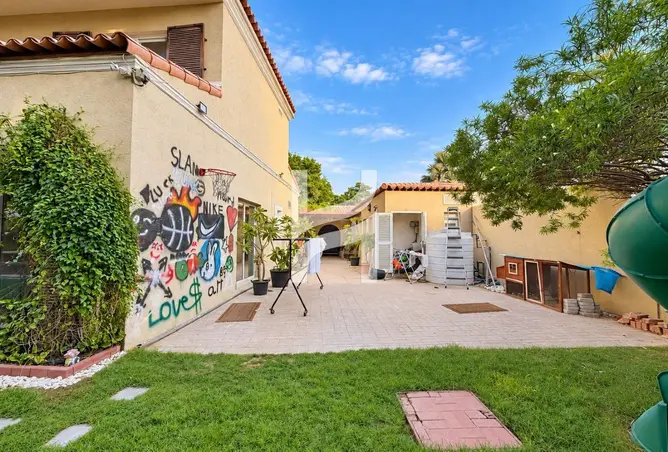 147329061 - Property Image 3