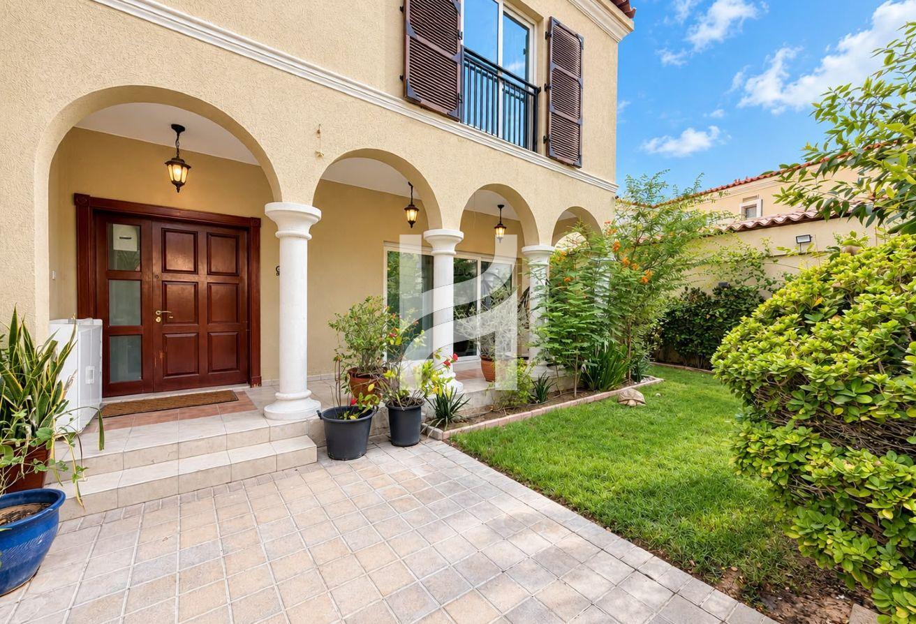 Big Plot | On The Main Park | 5 Bed Ensuite Rooms