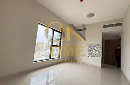 Apartment - 3 Bedrooms - 4 Bathrooms for rent in Gulfa Towers - Al Rashidiya 1 - Al Rashidiya - Ajman