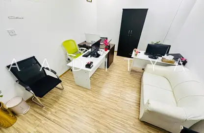 Office Space - 1 Bedroom - 1 Bathroom for rent in Al Fajer Complex - Oud Metha - Bur Dubai - Dubai