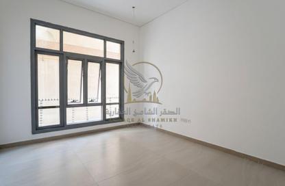 Office Space - Studio - 1 Bathroom for rent in Al Qulaya'ah - Al Sharq - Sharjah