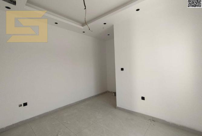69519003 - Property Image 3