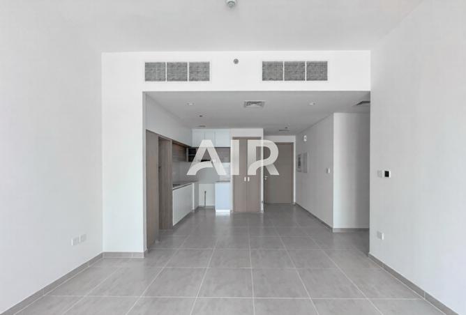 77372011 - Property Image 2