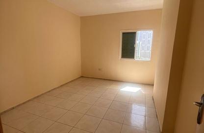 Apartment - 2 - 2 for rent in Burj Al Majaz Tower - Al Majaz 2 - Al Majaz - Sharjah Apartment - 2 - 2 for rent in Burj Al Majaz Tower - Al Majaz 2 - Al Majaz - Sharjah