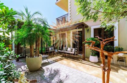 Villa - 5 - 7 for sale in Sur La Mer 1 - Sur La Mer - Jumeirah 1 - Jumeirah - Dubai