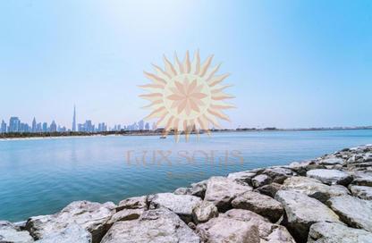 Villa - 5 - 7 for sale in Sur La Mer 1 - Sur La Mer - Jumeirah 1 - Jumeirah - Dubai