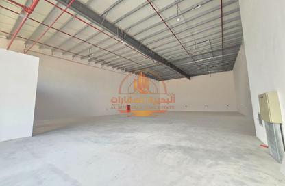 Warehouse - Studio - 2 Bathrooms for rent in Umm Al Thuoob - Umm Al Quwain