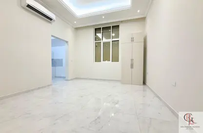 Apartment - 1 Bathroom for rent in Mohamed Bin Zayed Centre - Mohamed Bin Zayed City - Abu Dhabi