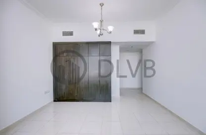 شقة - غرفة نوم - 2 حمامات للايجار في بيوت النعيم - مجمع دبي ريزيدنس - دبي لاند - دبي