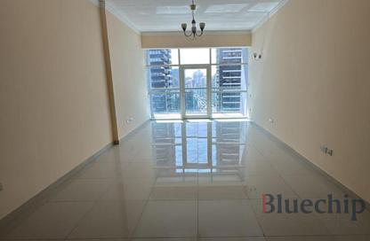 Apartment - Studio - 1 Bathroom for rent in Oasis Tower 1 - Dubai Sports City - Dubai