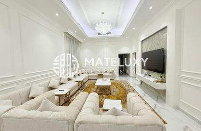 Apartment - 5 Bedrooms - 6 Bathrooms for rent in Al Warqa'a 4 - Al Warqa'a - Dubai