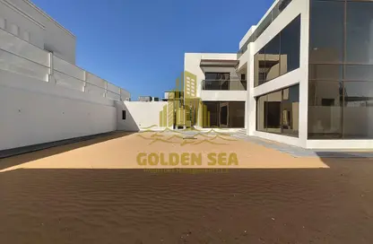 Villa - 5 Bedrooms for rent in Al Mamoura - Muroor Area - Abu Dhabi