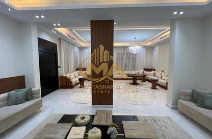 Villa - 5 - 7+ for sale in Al Yasmeen 1 - Al Yasmeen - Ajman Villa - 5 - 7+ for sale in Al Yasmeen 1 - Al Yasmeen - Ajman