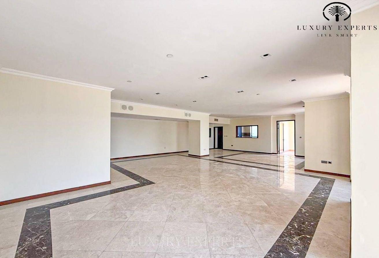Spacious 4BR + Maid | Big Layout | Prime JBR photo 4