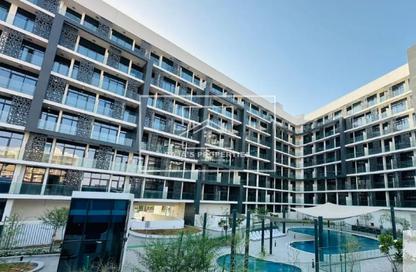 Apartment - Studio - 1 for rent in The Gate - Masdar City - Abu Dhabi