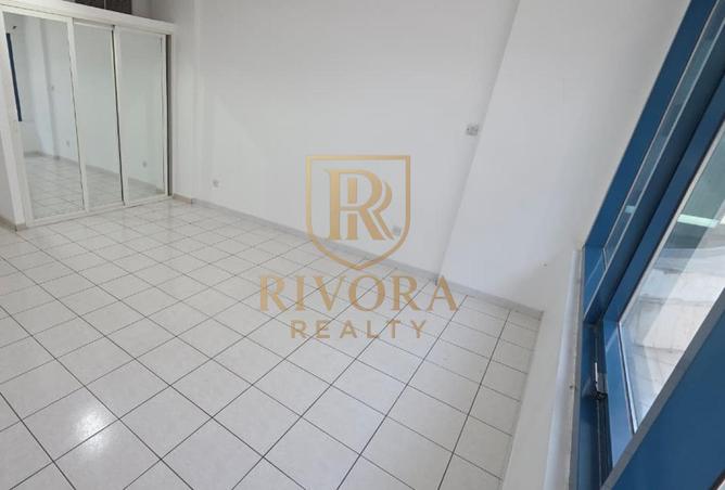 104182440 - Property Image 3