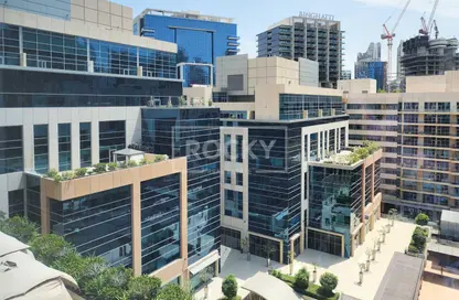 Office Space - Studio - 1 Bathroom for rent in Bay Square Building 13 - Bay Square - Business Bay - Dubai