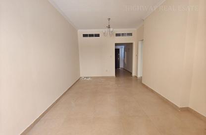 Apartment - 1 Bedroom - 2 Bathrooms for rent in Muwaileh 29 Building - Muwaileh - Sharjah