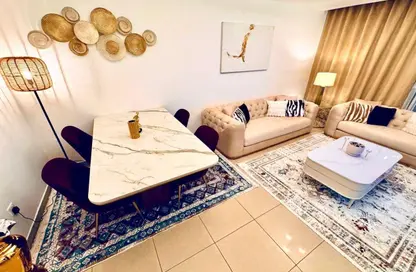 Apartment - 1 Bedroom - 2 Bathrooms for rent in Beach Tower 2 - Al Khan Lagoon - Al Khan - Sharjah