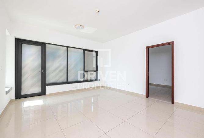 76962359 - Property Image 2