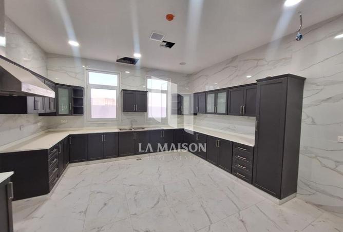 73112377 - Property Image 3