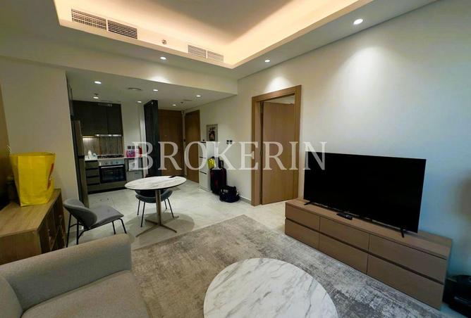 HIGH FLOOR, FULLY FURNISH, OPEN VIEW, MOVE IN NOW photo 2