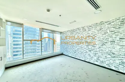 مكتب للايجار في برج المنارة - الخليج التجاري - دبي