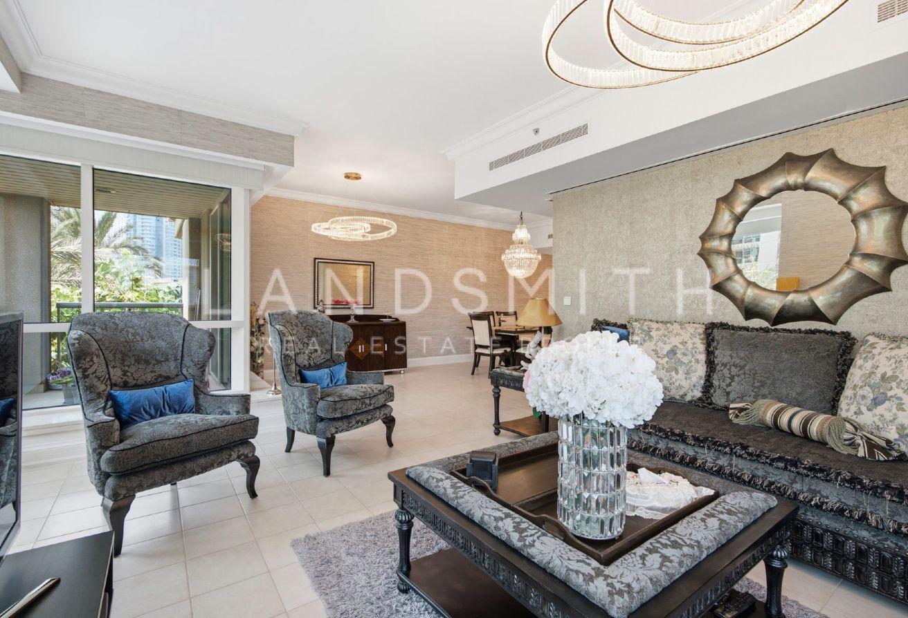 Spacious Bright Apartment | Study | Maid Room photo 4