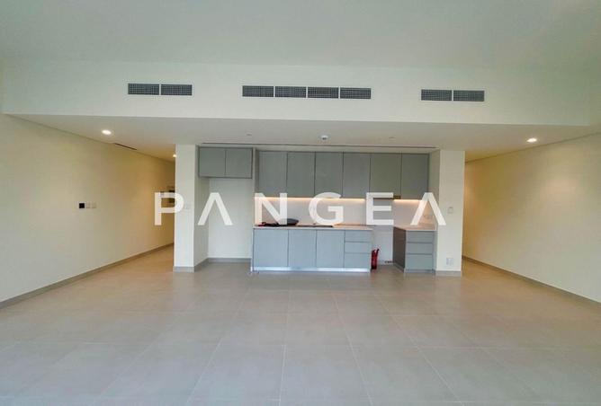 105961178 - Property Image 2