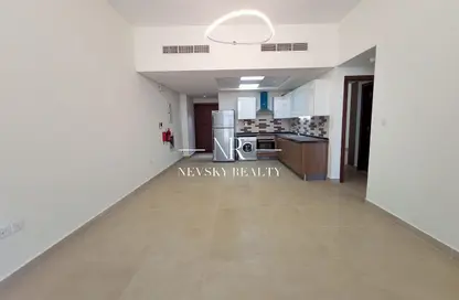Apartment - 2 Bedrooms - 3 Bathrooms for sale in Azizi Star - Al Furjan - Dubai