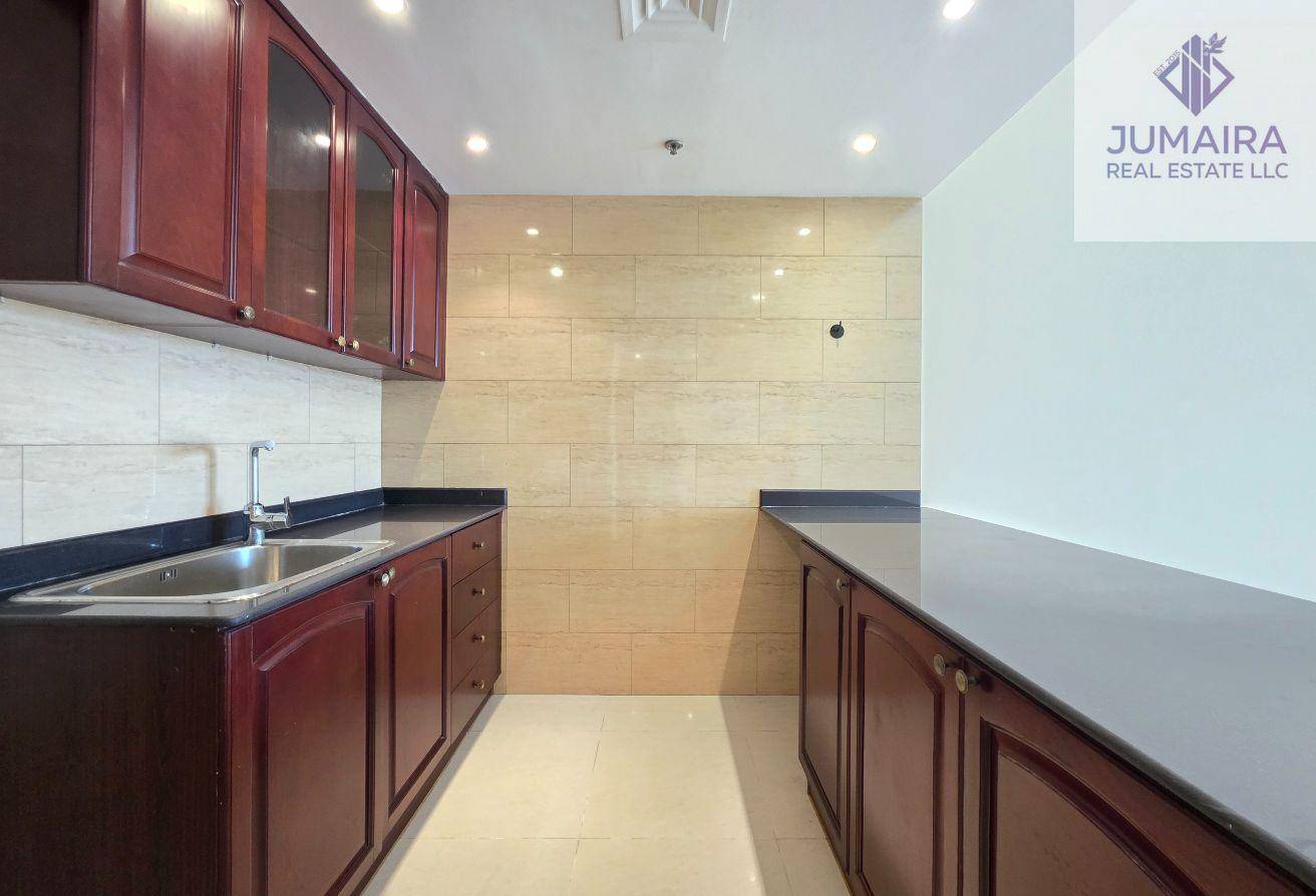 Spacious 1 Bedroom Apartment | Full Sea View