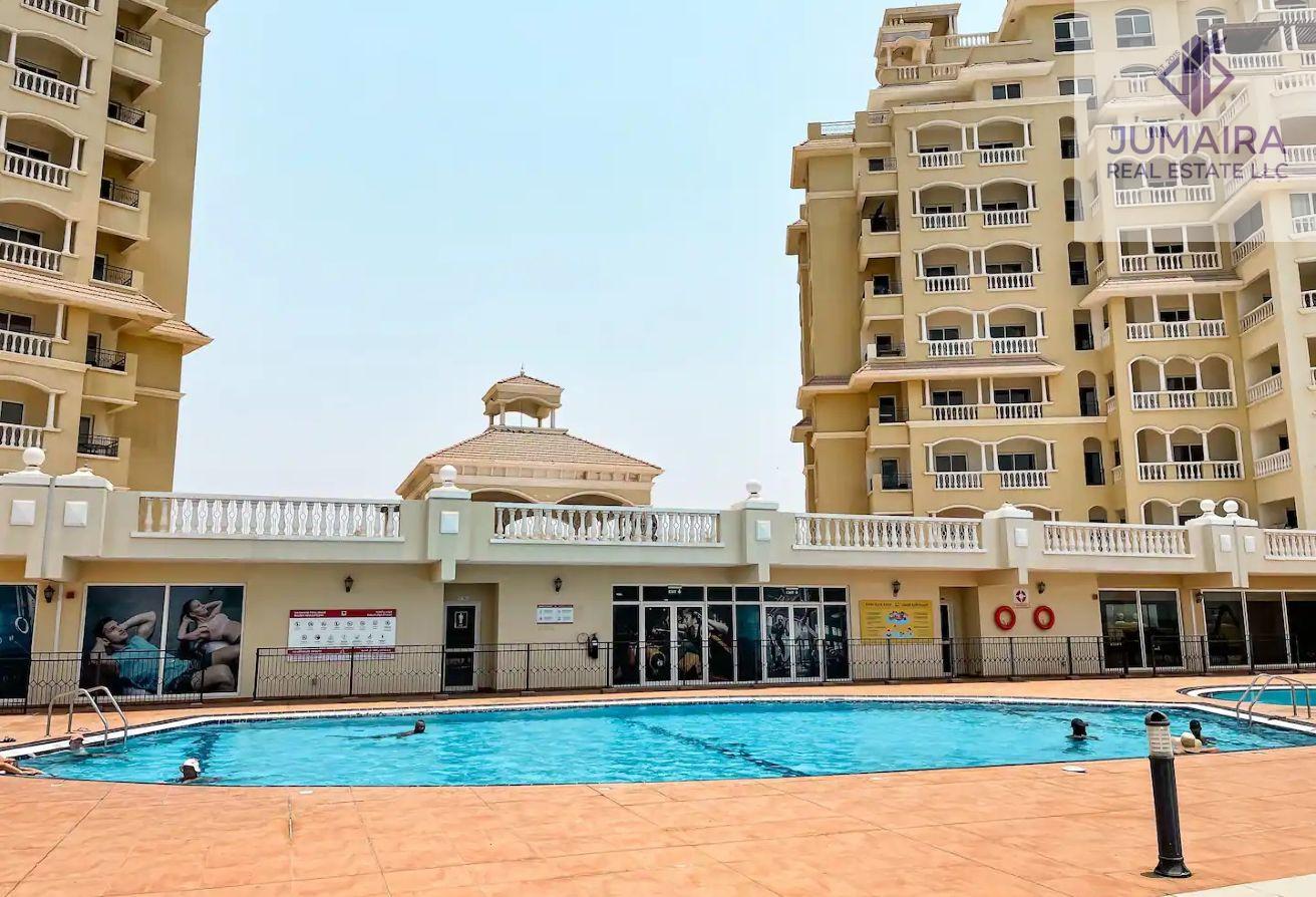 Spacious 1 Bedroom Apartment | Full Sea View
