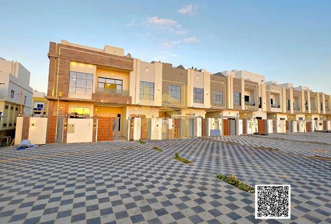 102844030 - Property Image 3