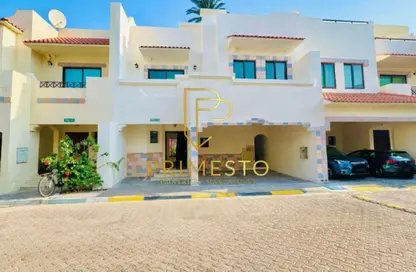 فيلا - 4 غرف نوم - 6 حمامات للايجار في قرية الخالدية - الخالدية - أبوظبي