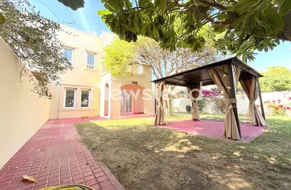Villa - 2 Bedrooms - 3 Bathrooms for rent in Springs 11 - The Springs - Dubai
