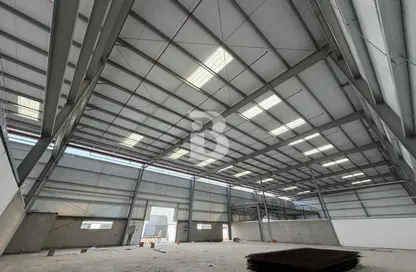 Warehouse - Studio for rent in Phase 1 - Dubai Investment Park (DIP) - Dubai