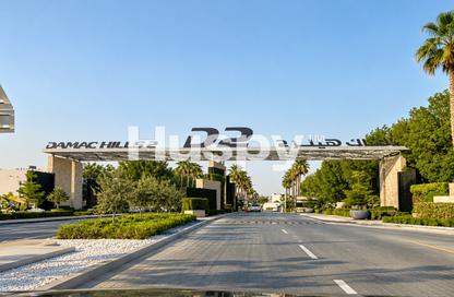 Villa - 3 - 5 for sale in Mulberry - Damac Hills 2 - Dubai
