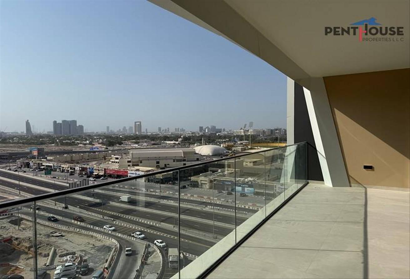 Brand New 1BR for Rent | Iconic Dubai Views photo 11