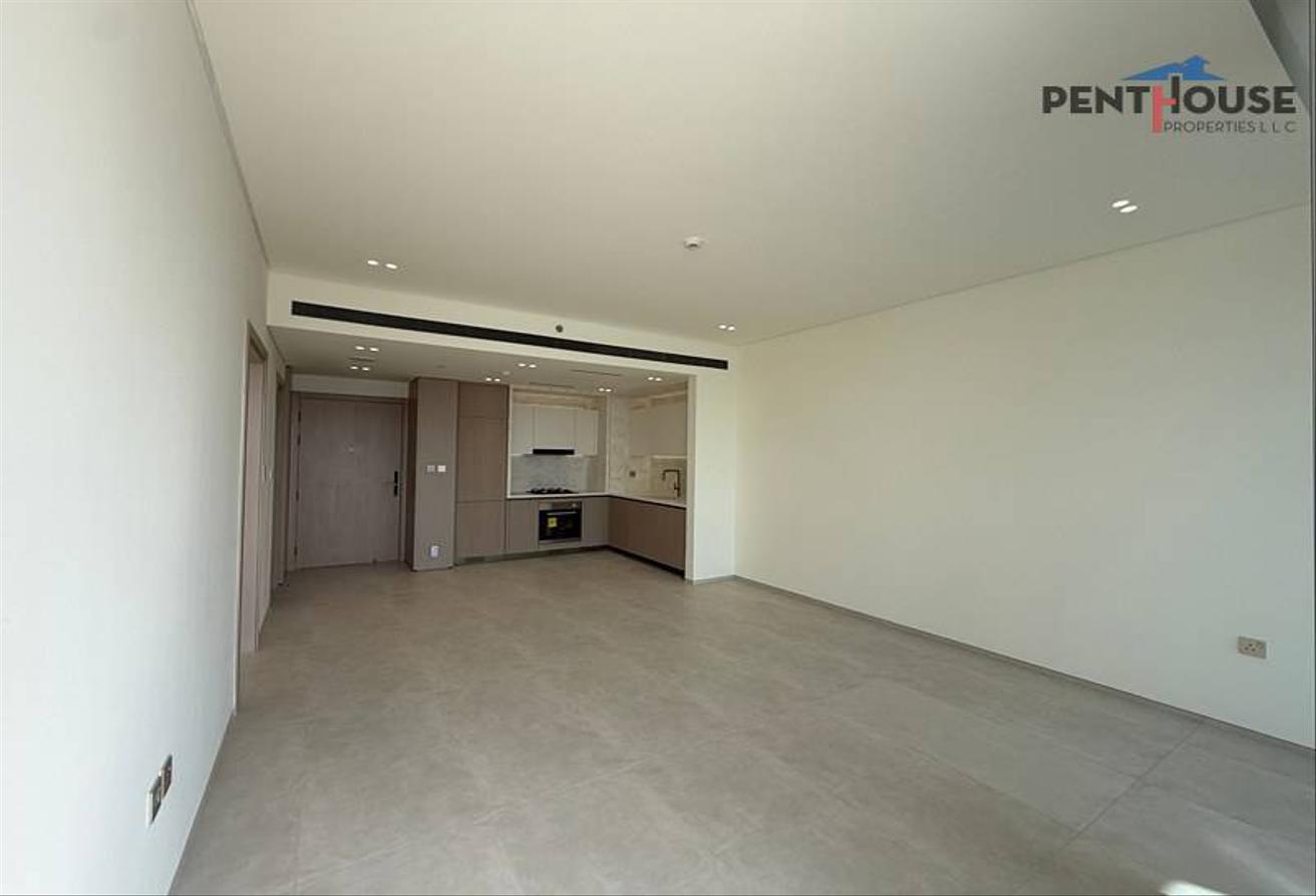 Brand New 1BR for Rent | Iconic Dubai Views photo 9