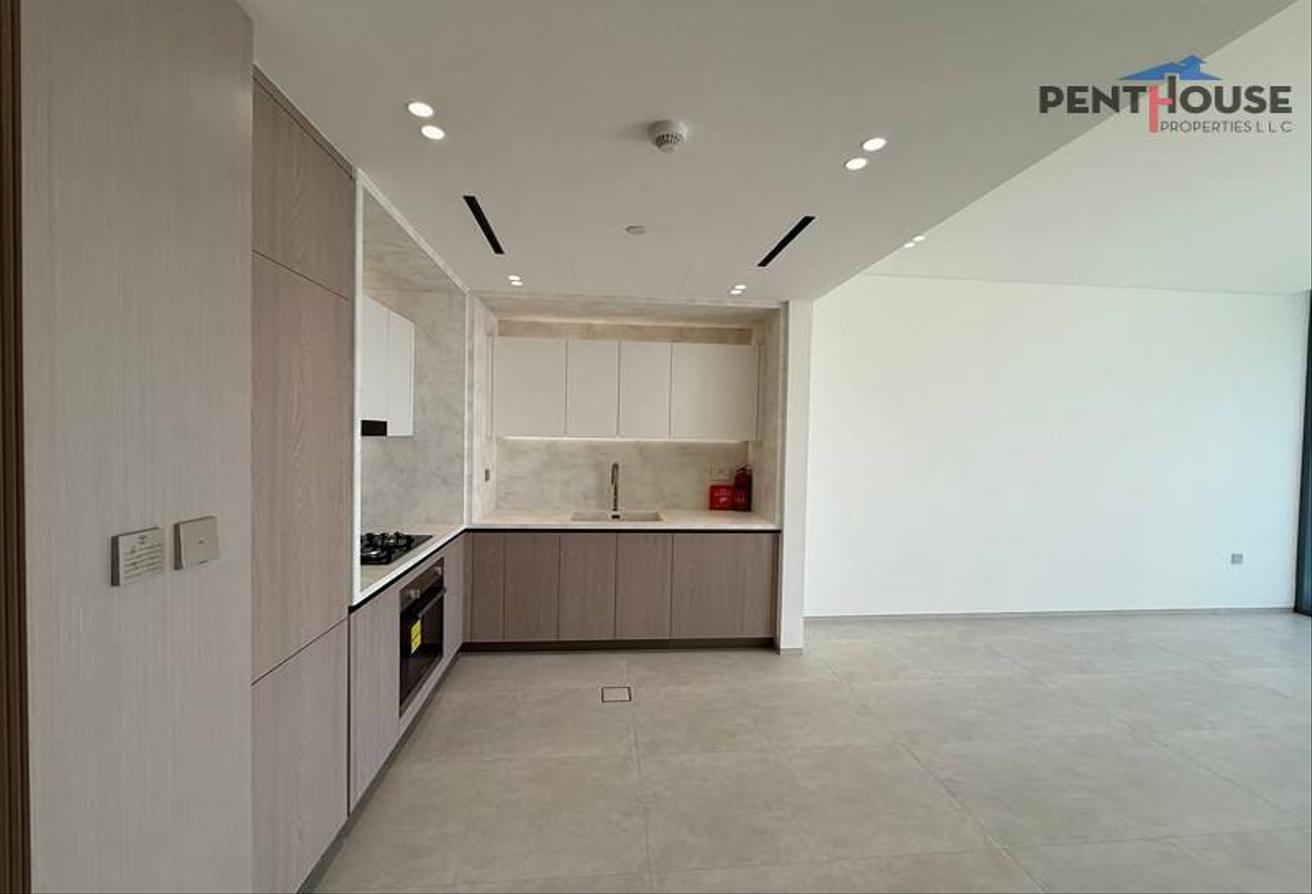 Brand New 1BR for Rent | Iconic Dubai Views photo 7