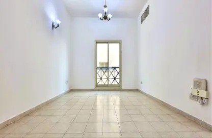 Apartment - 1 Bedroom - 2 Bathrooms for rent in Al Mamzar - Deira - Dubai