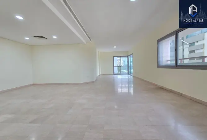 142869106 - Property Image 2
