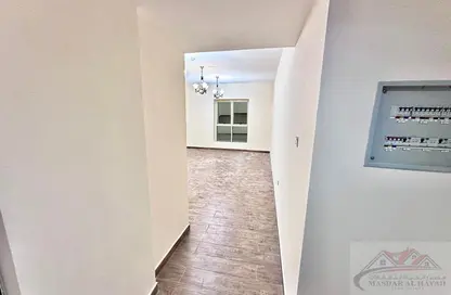 Apartment - 2 Bedrooms - 2 Bathrooms for rent in Muwaileh 3 Building - Muwaileh - Sharjah