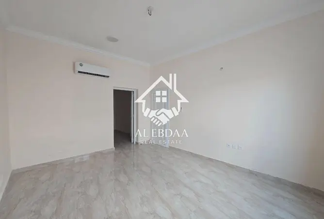 132488606 - Property Image 2